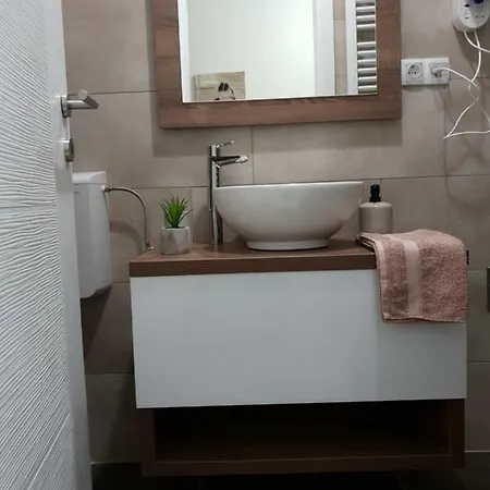 Tvoj ビイェリナ